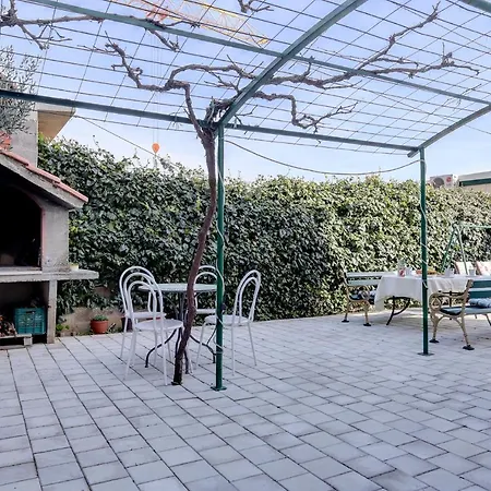 Adorable Ena Apartment